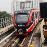 ASN Naik LRT Jabodebek, Penumpang Melonjak 12%!