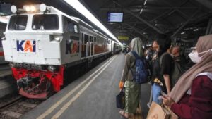 Diskon Kereta Api 30%: Liburan Sekolah Murah Meriah!