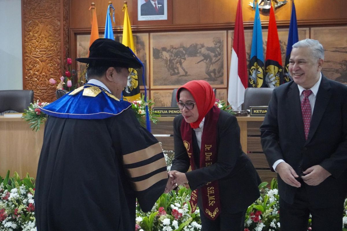 Doktor: Solusi Masalah Bangsa? Riset Ungkap Jawabannya