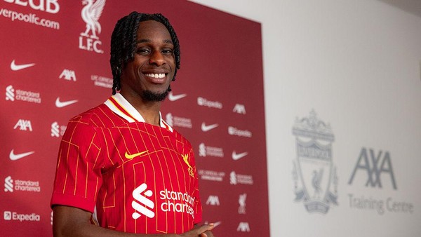 Frimpong Tantang Trent: Akankah Ia Gantikan Legenda Liverpool?