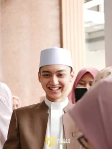 Gus Azmi Syubbanul Muslimin: Multitalenta, Inspiratif, dan Menginspirasi