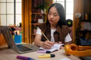 Hematkan Biaya Sekolah: Tips Cerdas Tanpa Perlengkapan Baru