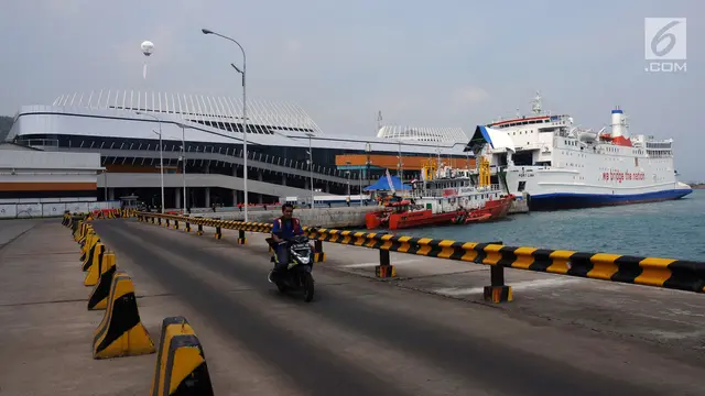 Lewotobi Laki-Laki Meletus: Siaga Kapal, Penyeberangan Aman Terjaga