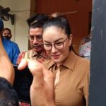 Nikita Mirzani Gugat Reza Gladys Rp100 Miliar: Kerugian Besar?