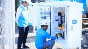 PLN: Jaringan Listrik Andal, Formula E Jakarta 2025 Sukses!