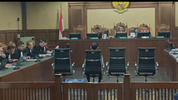 Pakar Hukum: Jokowi Wajib Jadi Saksi Kasus Tom Lembong?