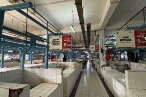 Pasar Santa Sepi, Pedagang Menjerit: Omzet Anjlok Drastis!