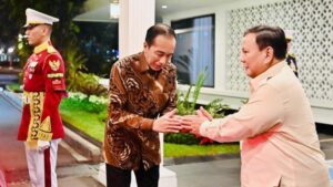 Prabowo Ucapkan Selamat Ulang Tahun Jokowi Dengan Karangan Bunga Mewah