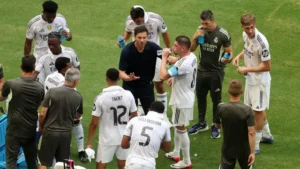 Real Madrid Incar Bek Sporting, Usai Gaet Huijsen?
