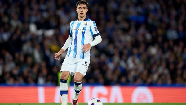 Transfer Arsenal Musim Panas: Gosip Panas, Pemain Baru?