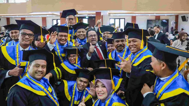 Rano Karno: Pendidikan Politik Kader PDIP, Wisuda STIPAN