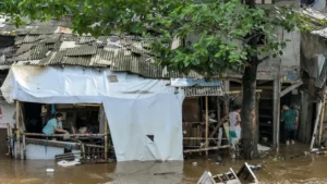 Sungai Jakarta Tercemar Parah: Limbah Domestik dan Industri