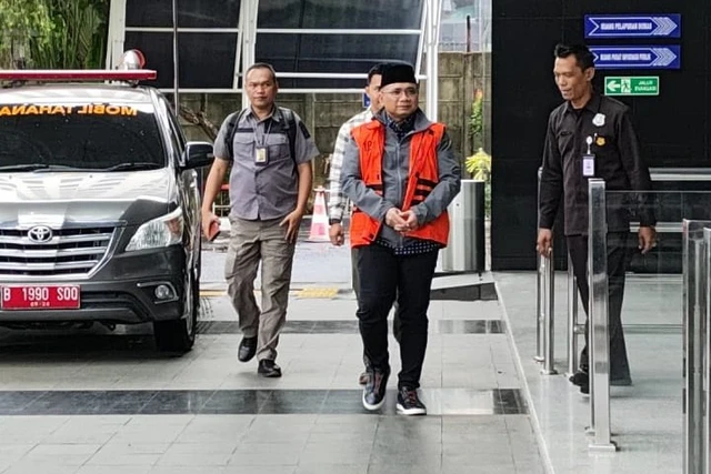 Hasil Pemeriksaan Kesehatan: Gus Yaqut Dinyatakan Mengalami GERD dan Asma oleh KPK