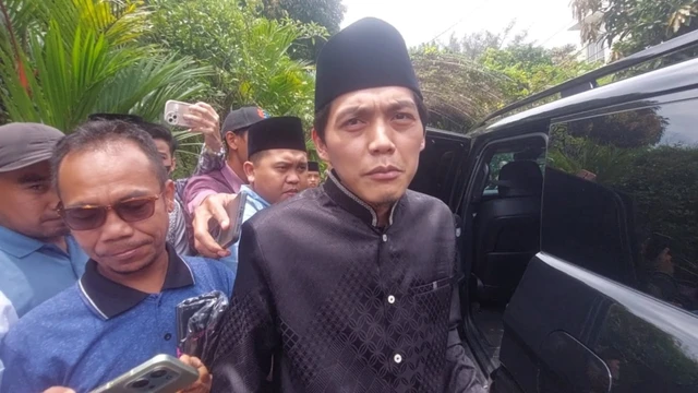 Gus Iqdam dan Wakil Bupati Blitar Temui Jokowi, Sampaikan Doa dan Pesan Kerukunan