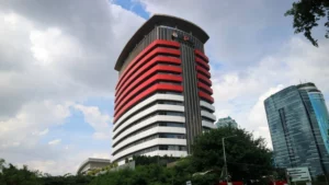 Breaking News: KPK Tangkap Bupati Tulungagung dalam Operasi Senyap