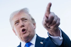 Trump Klaim Marinir AS Tembak dan Kuasai Kapal Kargo Iran yang Terobos Blokade di Teluk Oman