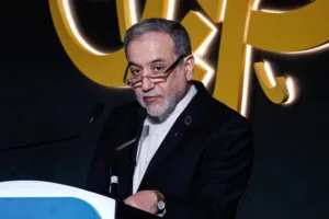 Iran Tegaskan Siap Hadapi Tekanan AS dan Israel Usai Telepon dengan Menlu Pakistan