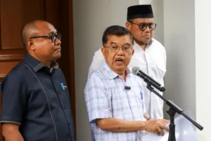Jusuf Kalla Beberkan Permintaan Pertemuan Rismon Sianipar, Disebut Sempat Ajukan Permintaan Uang