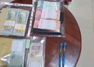 KPK Geledah Safe Deposit Box Kasus Bea Cukai, Sita Uang dan Emas Rp2 Miliar